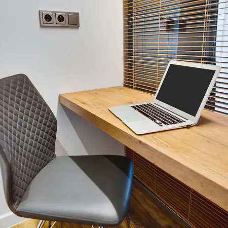 Altstadt-wohnung Chmielna Park By Interhome Apartment