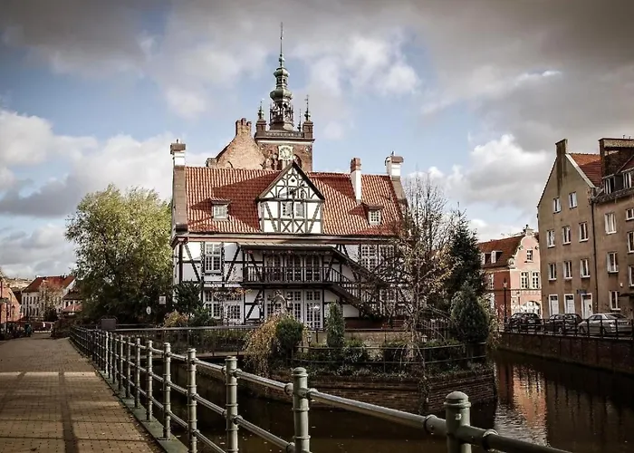 Altstadt-wohnung Chmielna Park By Interhome 그단스크